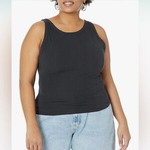 The Drop Zoya Essentials Black Tank- NWT